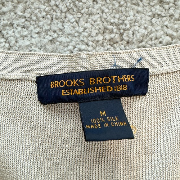Brooks Brothers Silk Cardigan Womens M Beige Button Up Minimalist Quiet Luxury - Picture 6 of 7